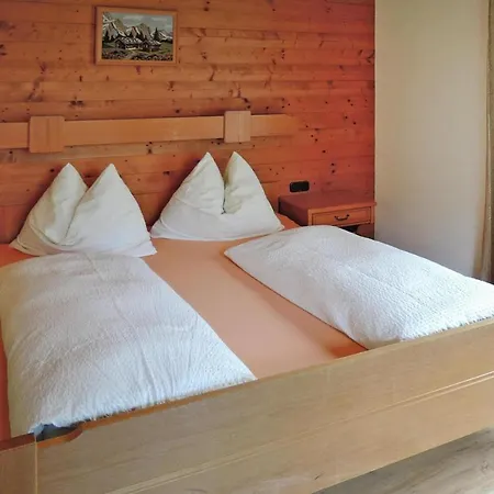 Apartamento In Fusch An Der Glocknerstrasse With Balcony Fusch an der Grossglocknerstrasse